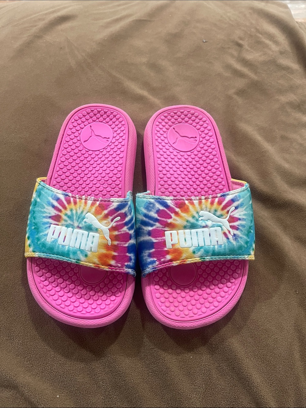 Puma Kids Pink Slides with Rainbow Tie-Dye Strap